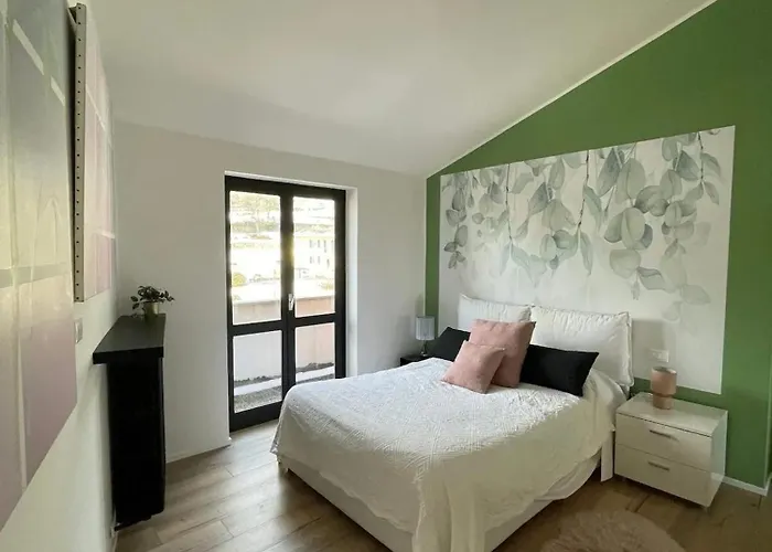 Moderne à Avec Vue Apartamento Nebbiuno